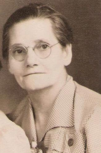 Lilly Plants (1887-1971)
